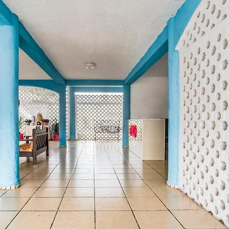 OYO Hotel Jaguar Cancun Bagian luar foto